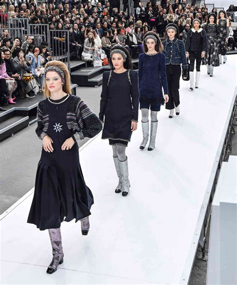 waiting for chanel suit|Chanel runway show.